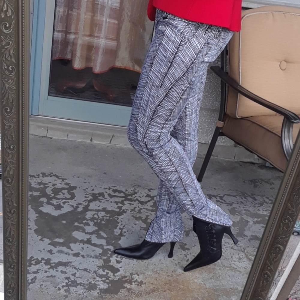 SUPER Cute Skinny pant
